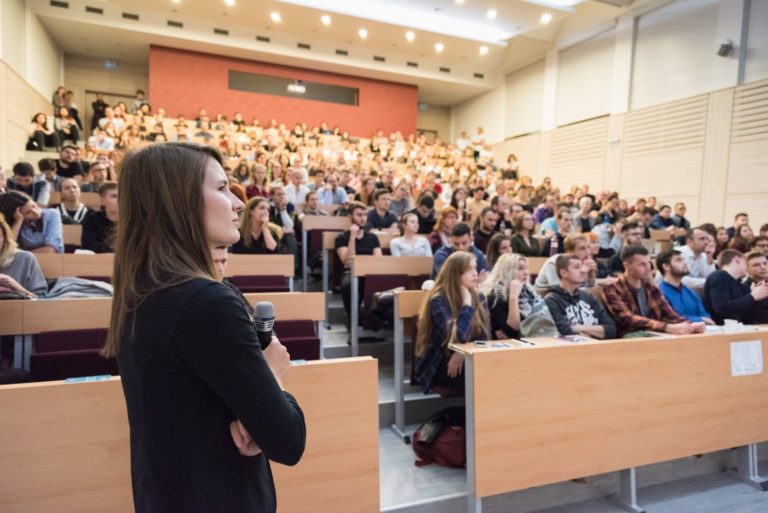 konferencia-pozadie